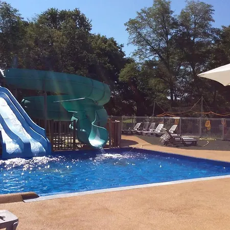 Campsite Mobil Confortable - 4 Pers. - Api-1-52-2035 Grayan-et-l'Hopital