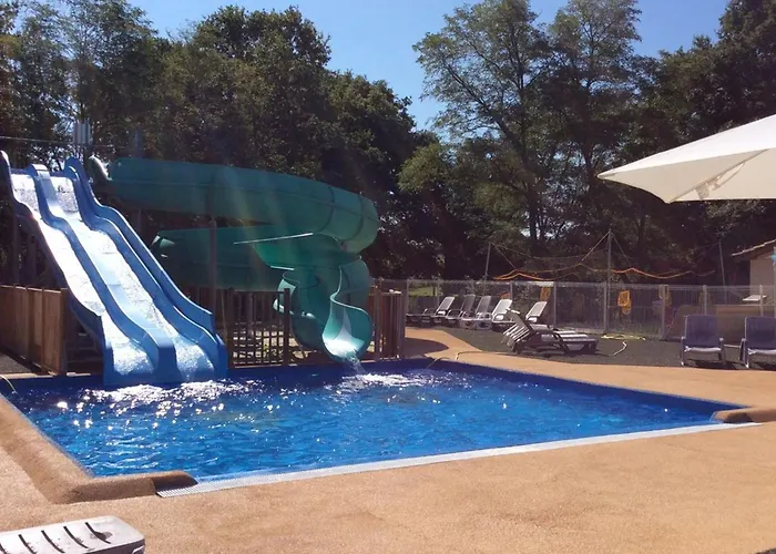 Campsite Mobil Confortable - 4 Pers. - Api-1-52-2035 Grayan-et-l'Hopital